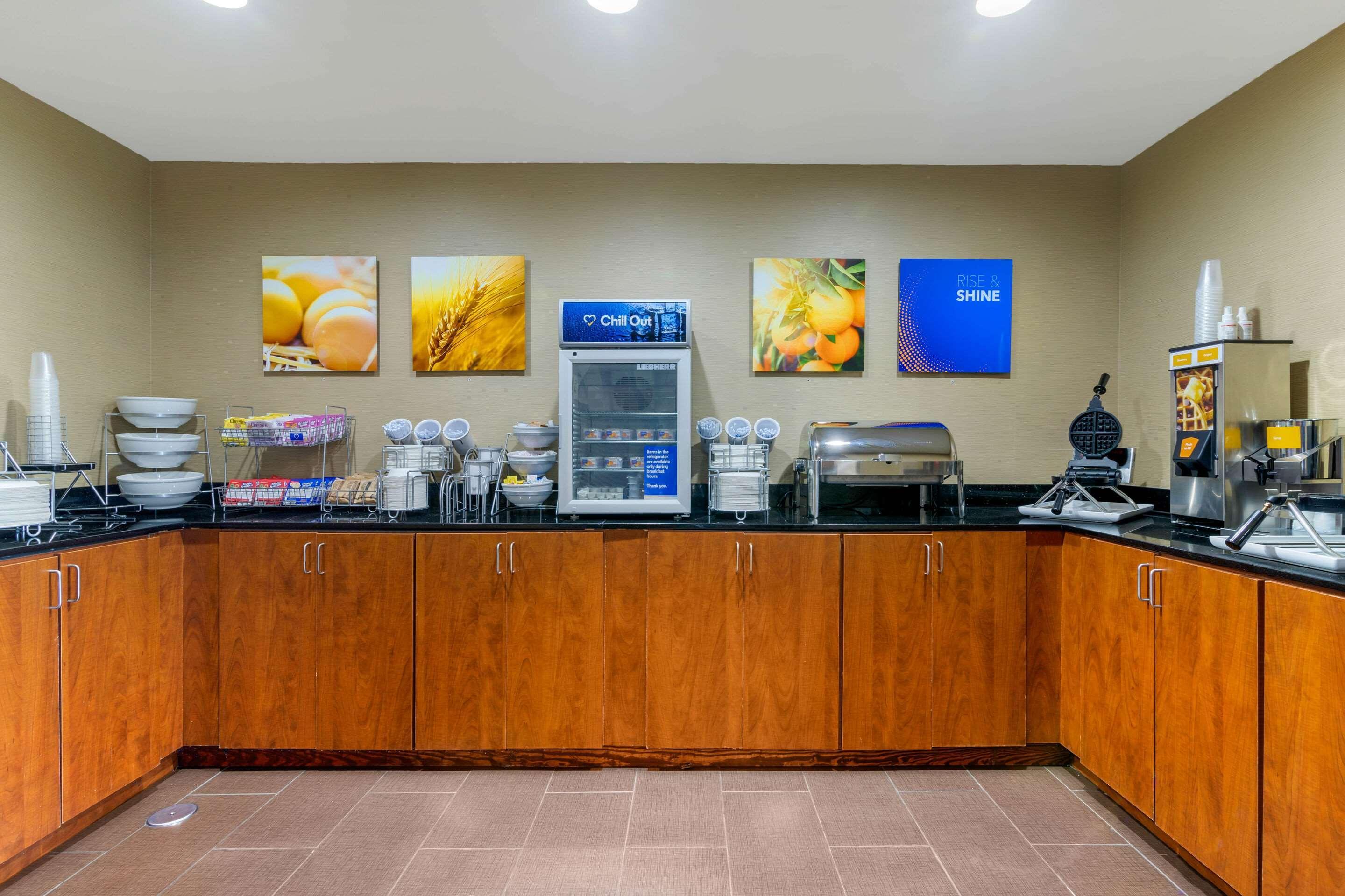Comfort Inn & Suites Macon West Eksteriør bilde