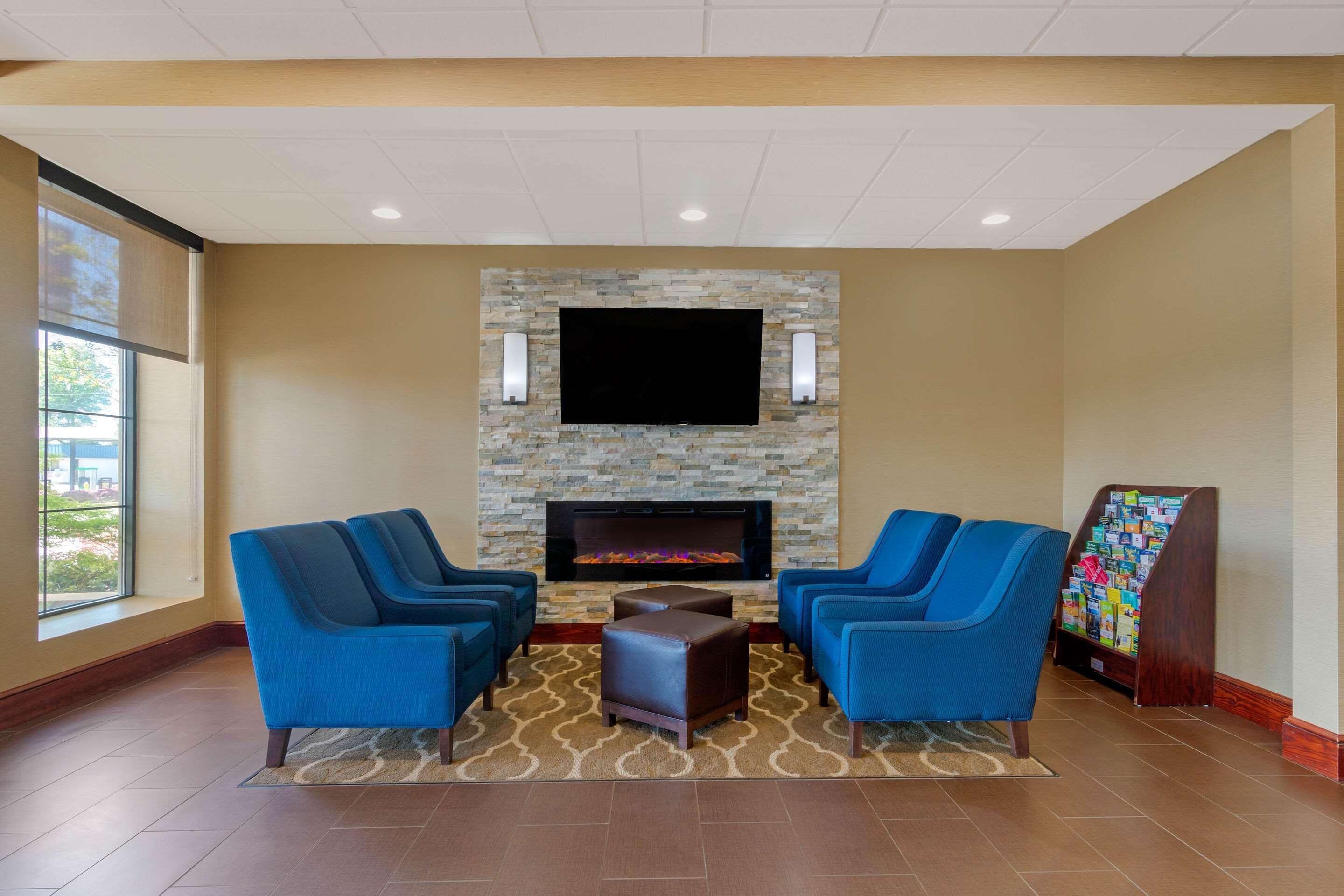 Comfort Inn & Suites Macon West Eksteriør bilde